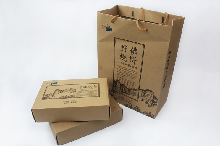 這樣原汁原味土特產(chǎn)禮品盒+手提袋套裝你也想要嗎？快來長沙印刷廠日大彩印定制！